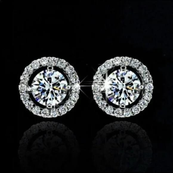 Luxury White Zircon Sterling Silver Stud Earrings, wow Earrings, cute Earrings. - Picture 5 of 5